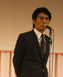 Japanese Actor, Mr.Katunori Takahashi, offering his congratulations